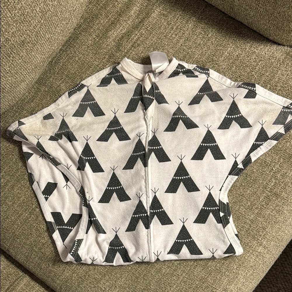 Kids Teepee Patterned Cape